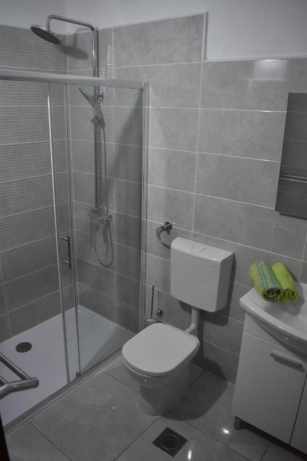 Apartments By The Sea Tkon, Pasman - 686 Екстериор снимка